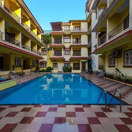 Oyo 10141 Js Palms Hotel